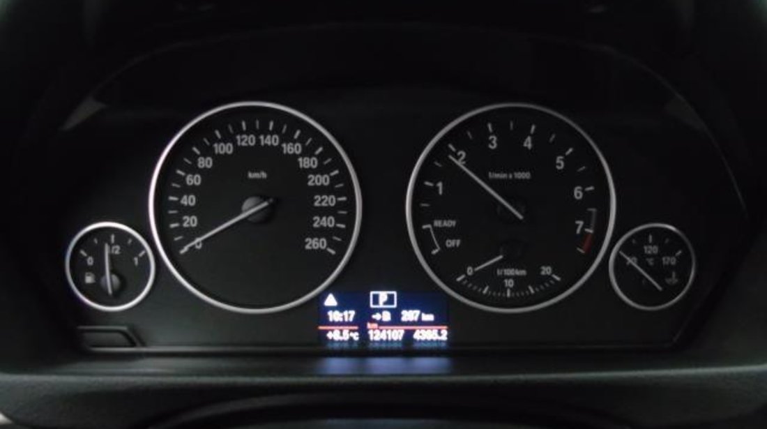 BMW 320 Touring 316i F31 Automatic 8+1 - 1.598 cc / 136 CP 2013