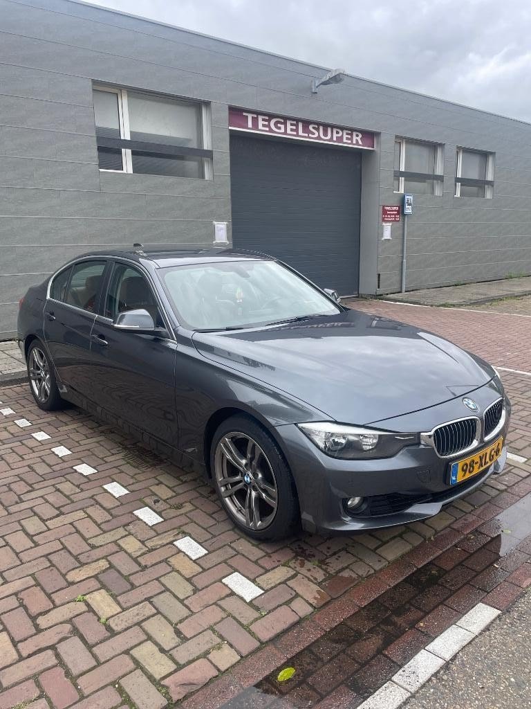 BMW 320i de vanzare