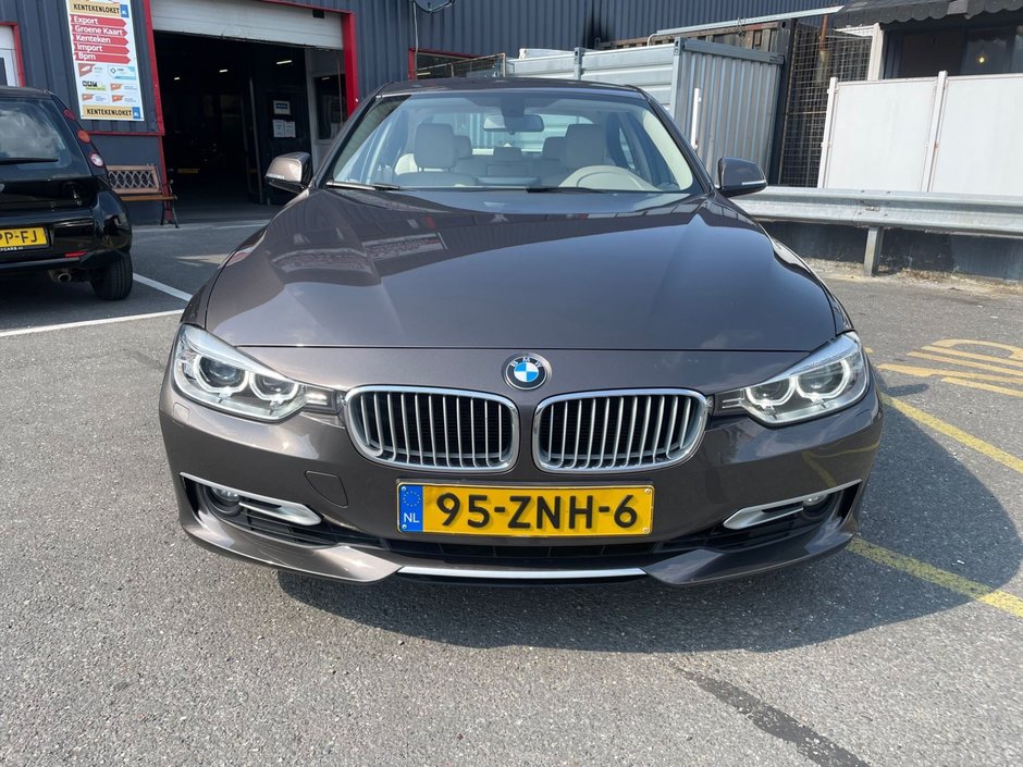 BMW 320i de vanzare