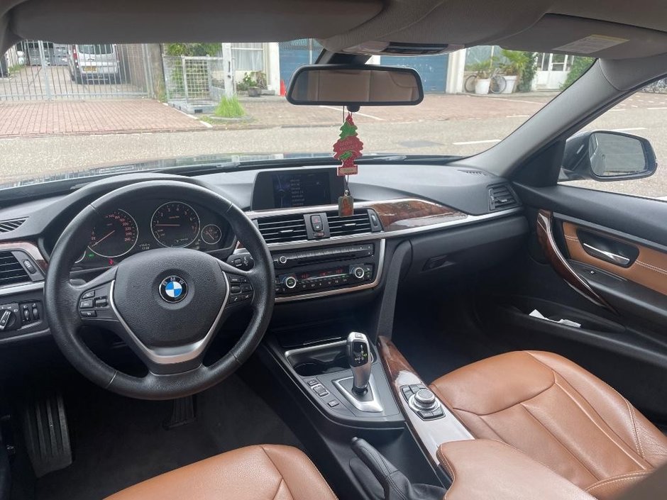 BMW 320i de vanzare