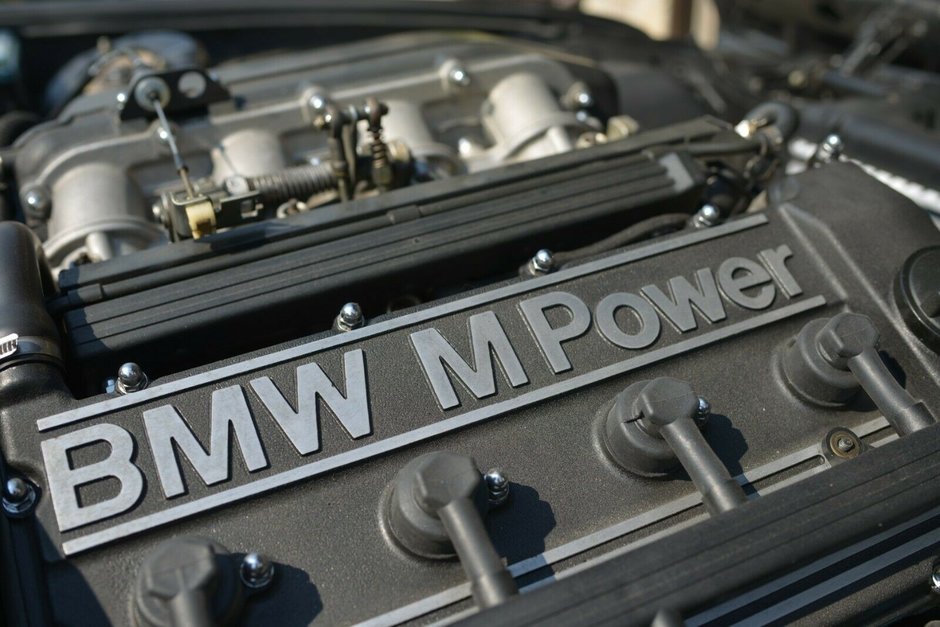 BMW 320iS de vanzare