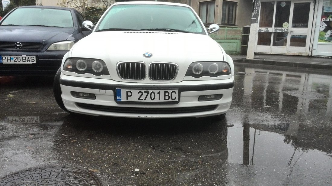 BMW 323 i 1999