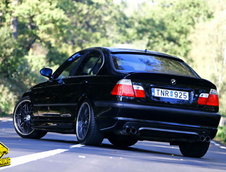 BMW 323i