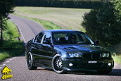 BMW 323i