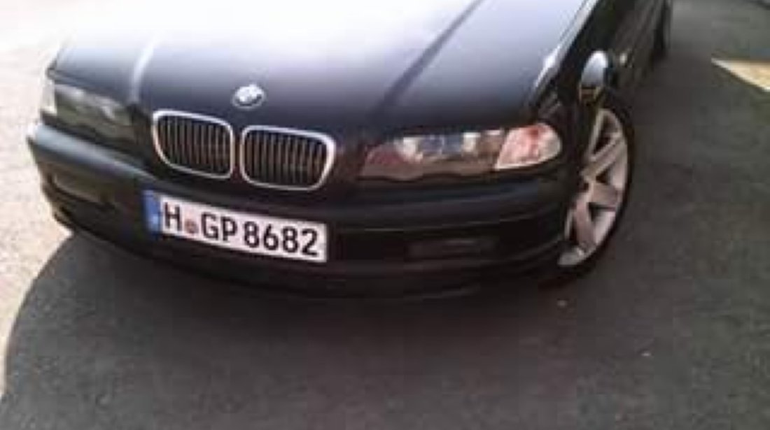 BMW 325 2496