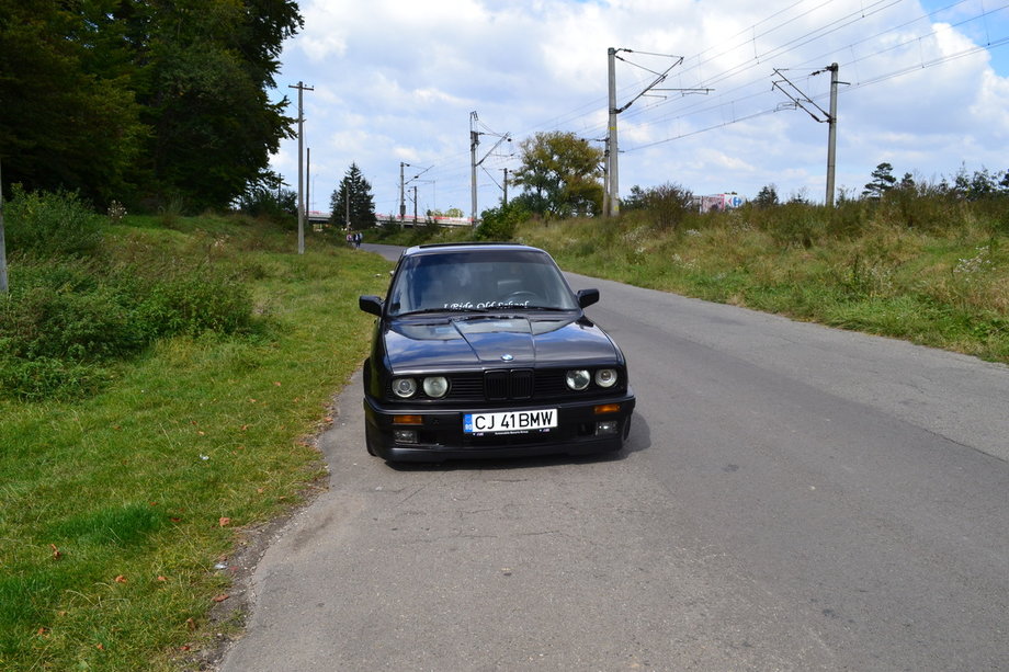 BMW 325 E30/325/URSULET