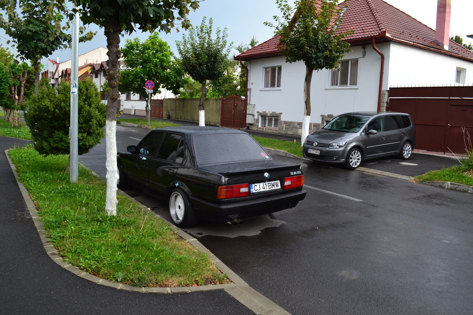 BMW 325 E30/325/URSULET