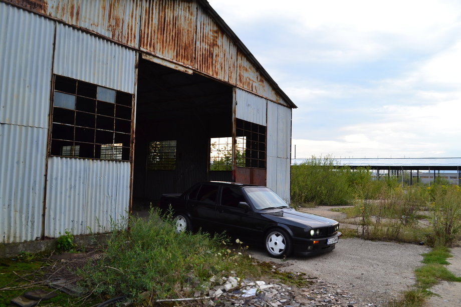 BMW 325 E30/325/URSULET