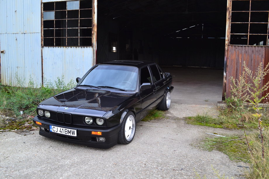 BMW 325 E30/325/URSULET