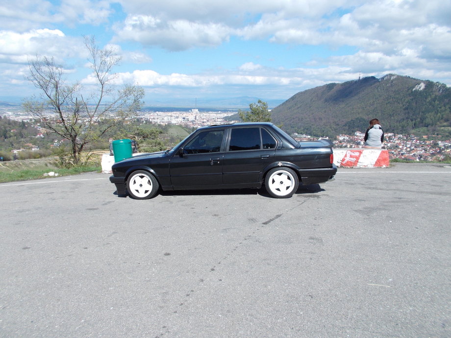 BMW 325 E30/325/URSULET
