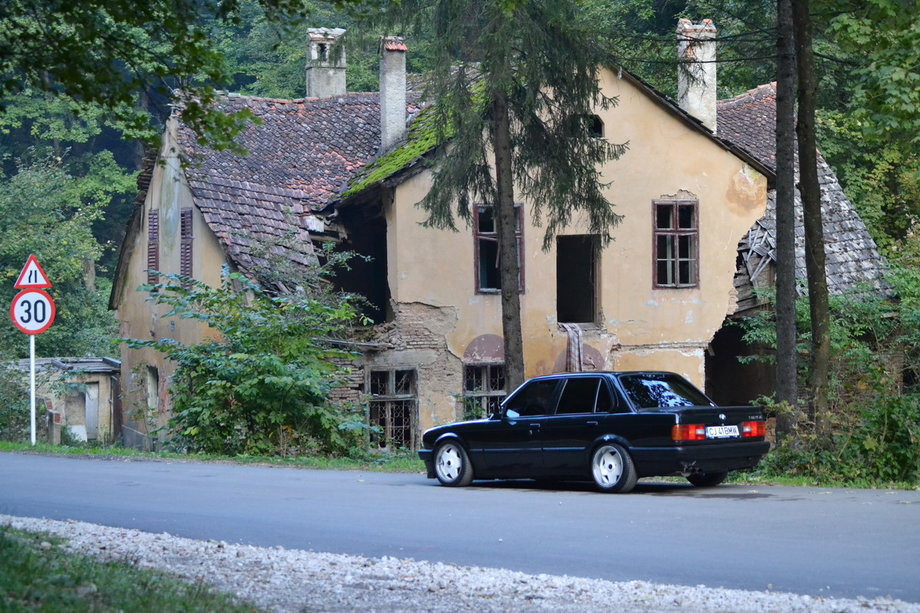 BMW 325 E30/325/URSULET