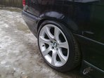 BMW 325 pisica neagra