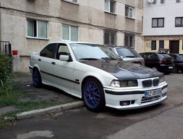 BMW 325 TDS