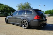 BMW 328i Touring transformat in M3