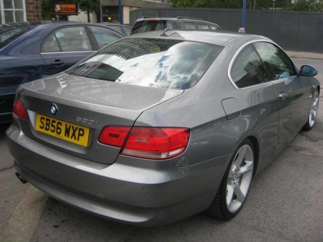 BMW 330