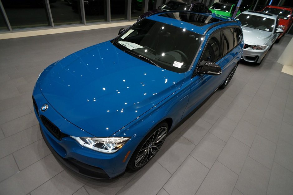 BMW 330i xDrive Sports Wagon de vanzare