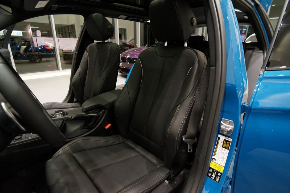 BMW 330i xDrive Sports Wagon de vanzare