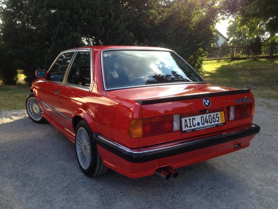 BMW 333i