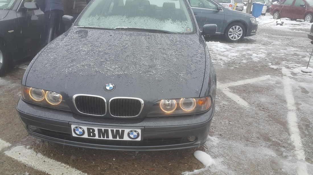 BMW 520 136CP 2001