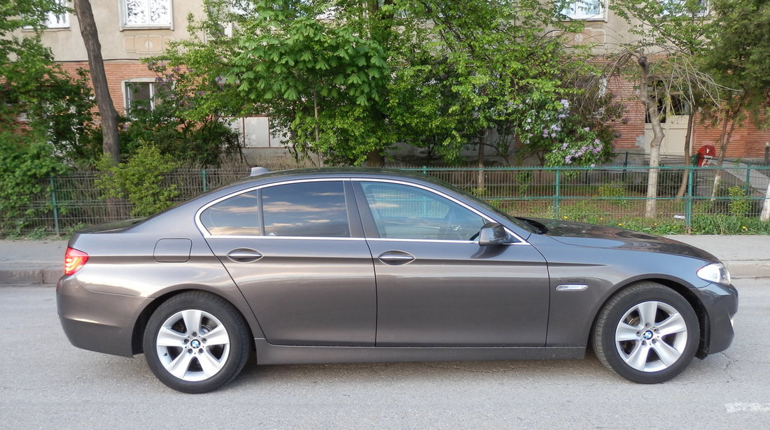 BMW 520 2.0d 2011