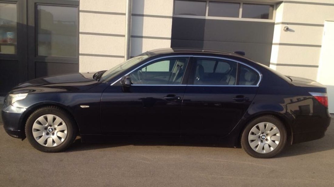 BMW 520 2,2 2003