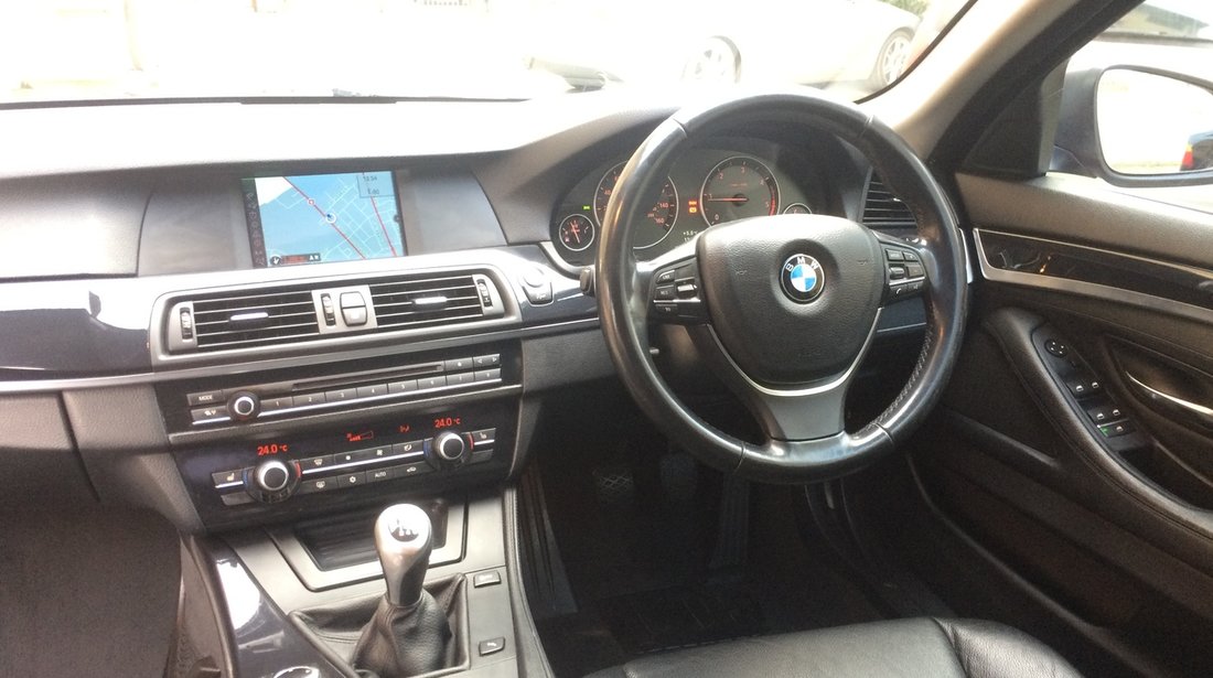 BMW 520 520 d 2011