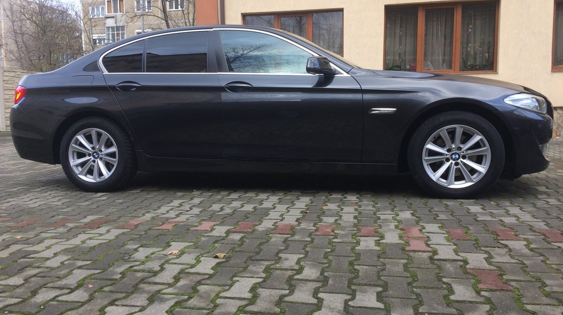 BMW 520 520 d 2011