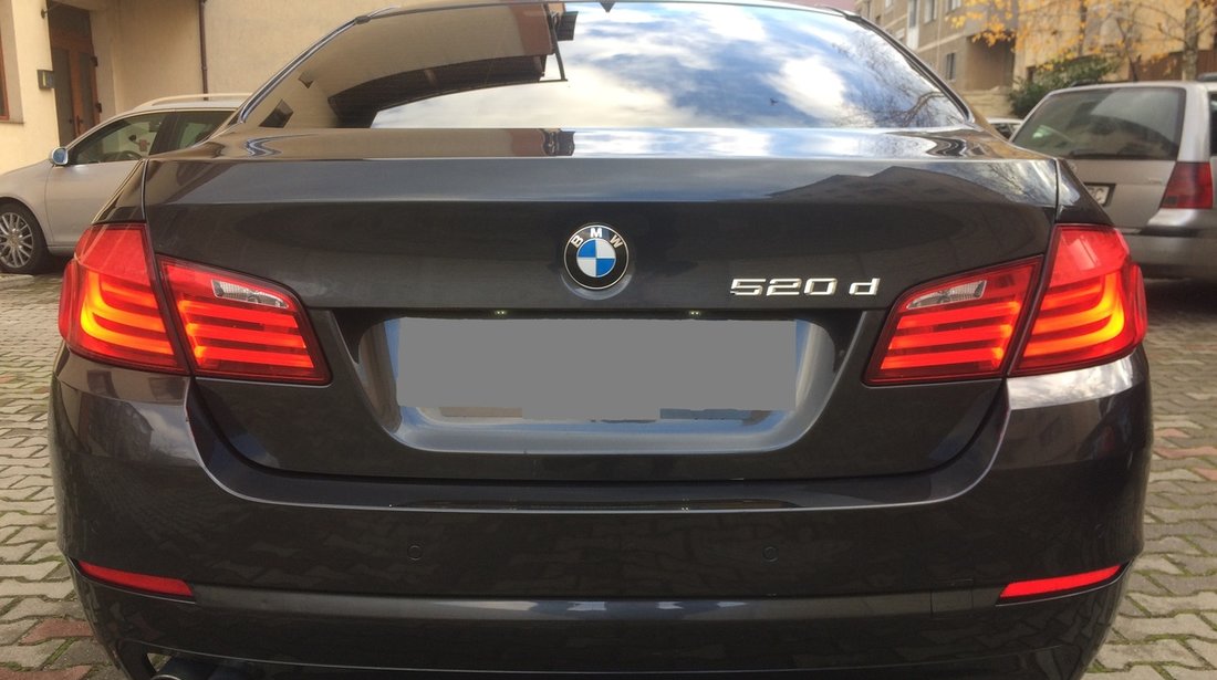 BMW 520 520 d 2011