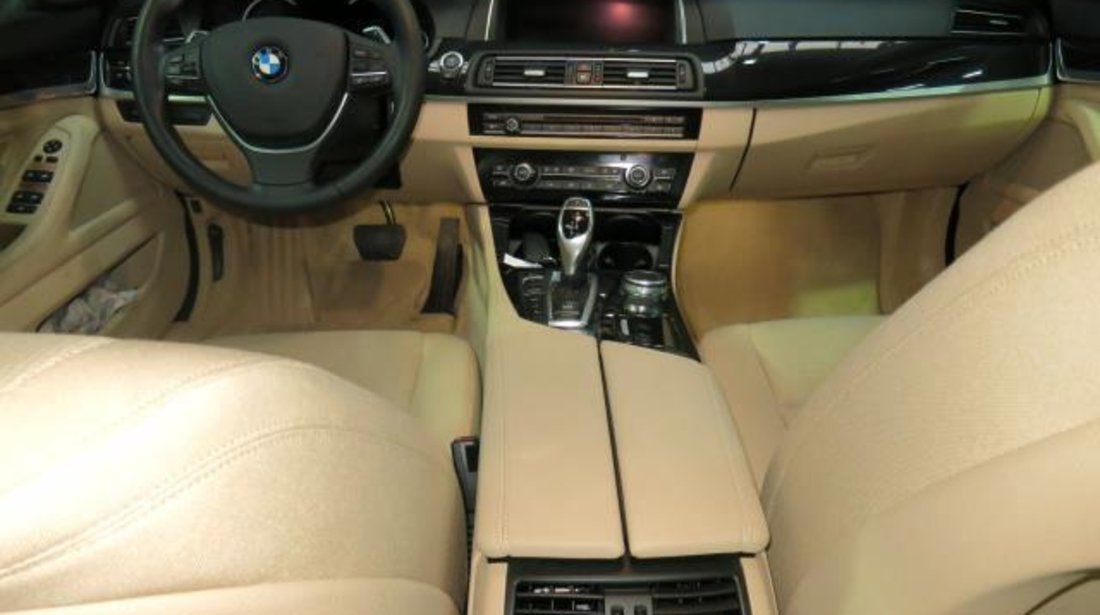 BMW 520 525d F10 Automatic 8+1 xDrive - 1.995 cc / 218 CP 2015