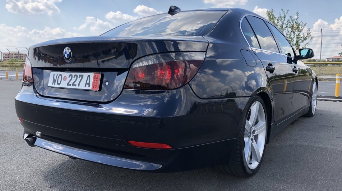 BMW 520 BMW 520d 163CP!!! Navi MARE/Xenon/Trapa/Pilot /Senzori parcare fata+spate/Scaune electrice si incalzite/Carlig remorcare... RECENT ADUSA DIN GERMANIA!!! 2006