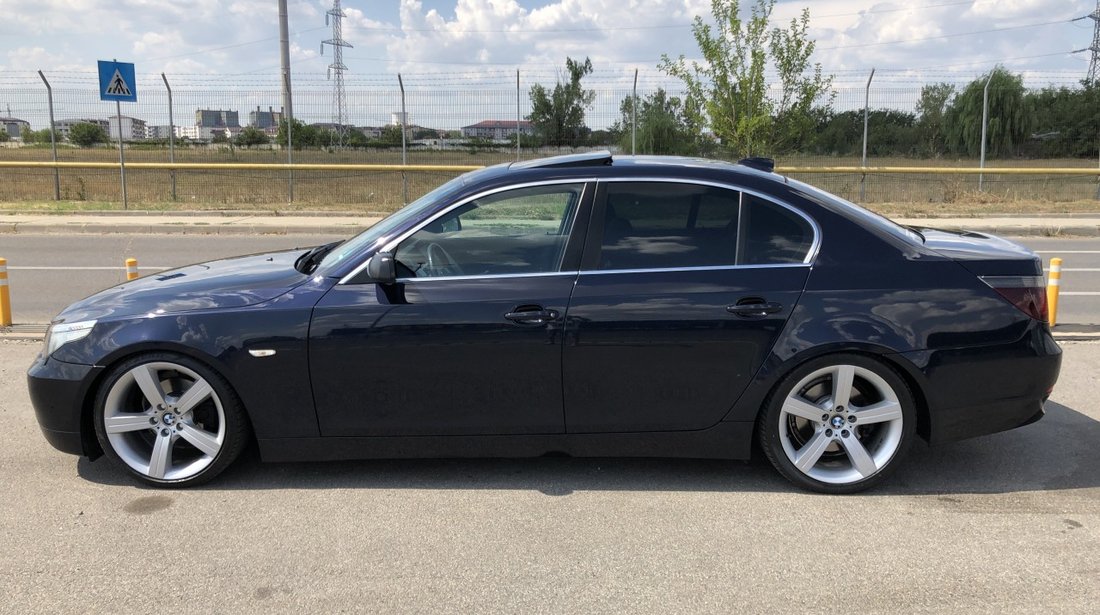 BMW 520 BMW 520d 163CP!!! Navi MARE/Xenon/Trapa/Pilot /Senzori parcare fata+spate/Scaune electrice si incalzite/Carlig remorcare... RECENT ADUSA DIN GERMANIA!!! 2006