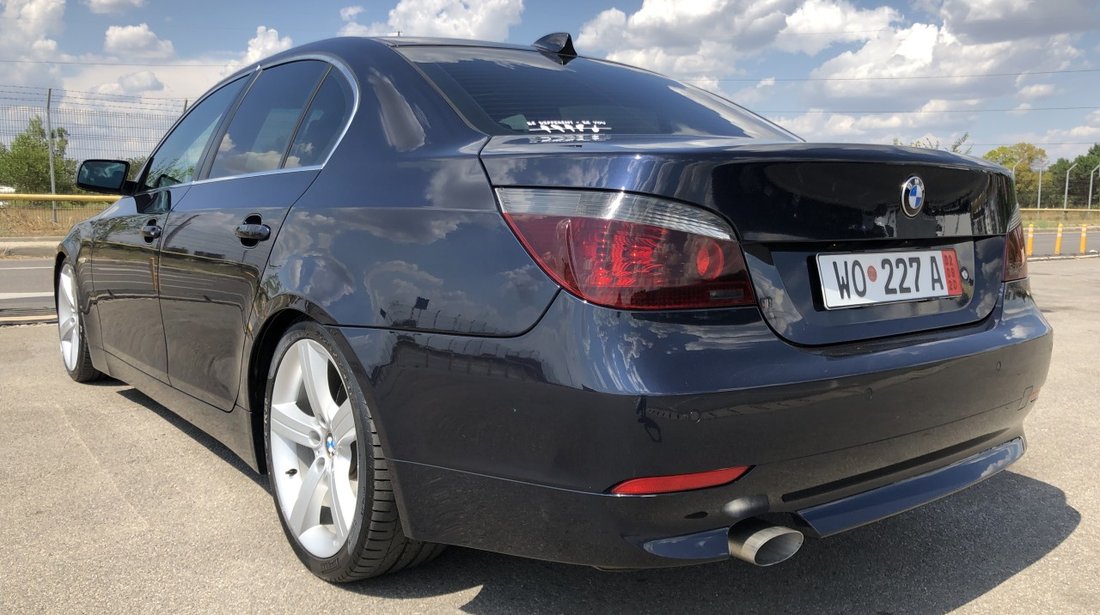 BMW 520 BMW 520d 163CP!!! Navi MARE/Xenon/Trapa/Pilot /Senzori parcare fata+spate/Scaune electrice si incalzite/Carlig remorcare... RECENT ADUSA DIN GERMANIA!!! 2006