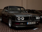 BMW 520 E12