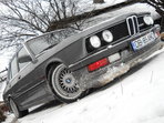 BMW 520 E12