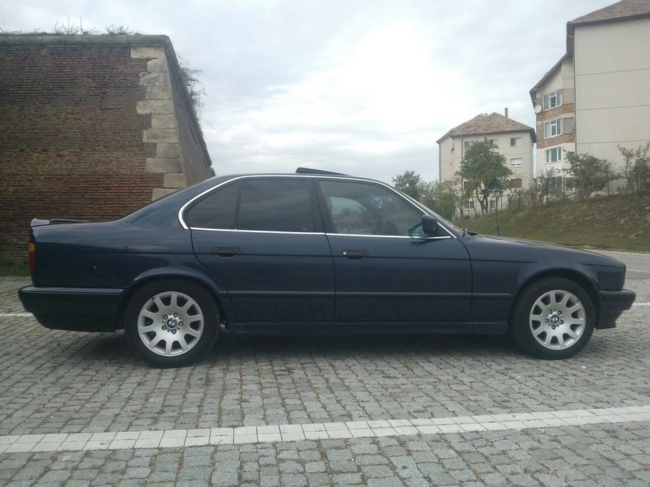 BMW 520 E34