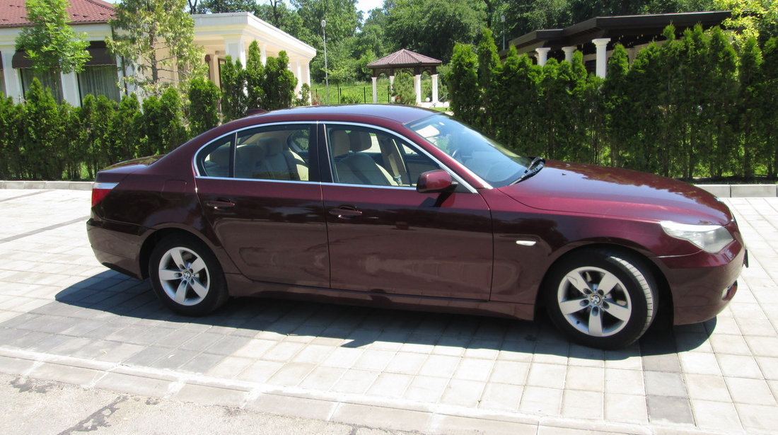 BMW 520 LCI, 2009