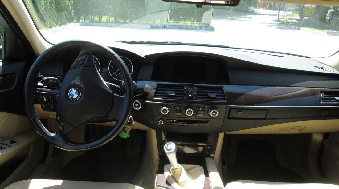 BMW 520 LCI, 2009