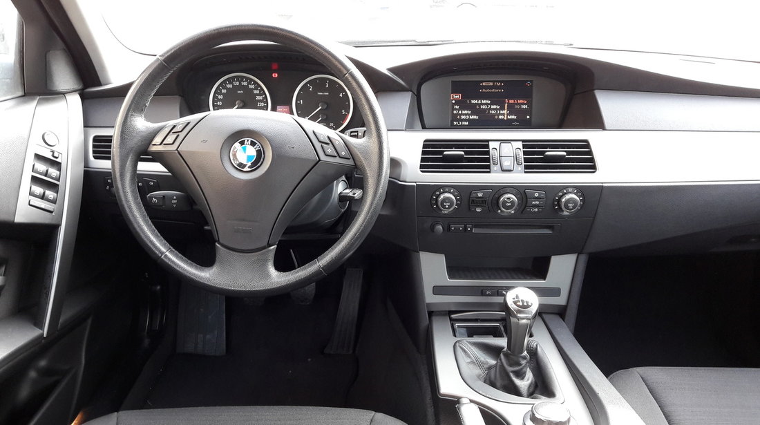 BMW 520 NAVIGATIE 2006