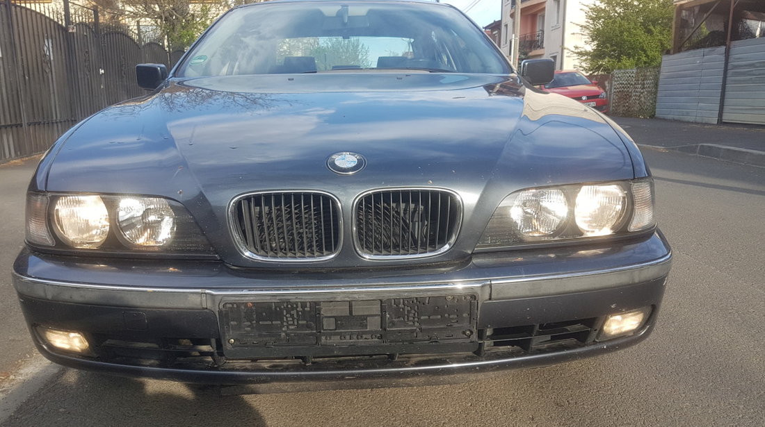 BMW 523 i Recent adus Germania Dubluclimatronic incalzire in scauneBord compiuter 1997