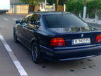 BMW 523