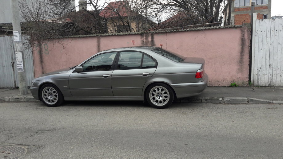 BMW 525 E39