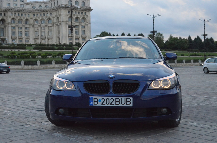 BMW 525