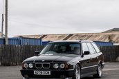 BMW 525i transformat in M5 Touring
