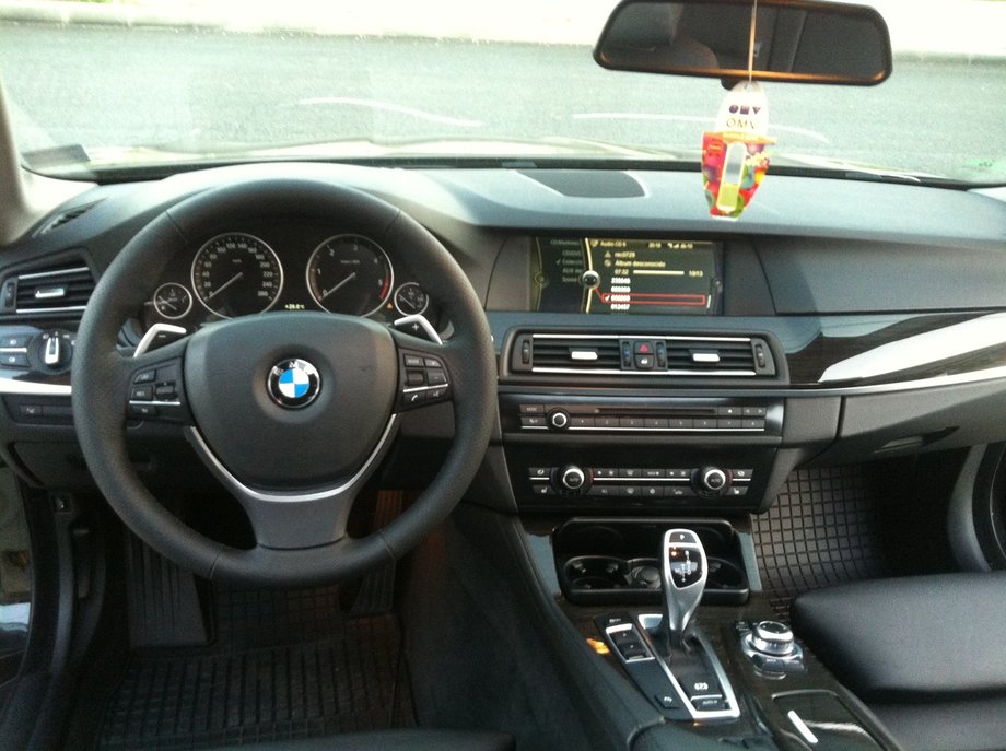 BMW 530