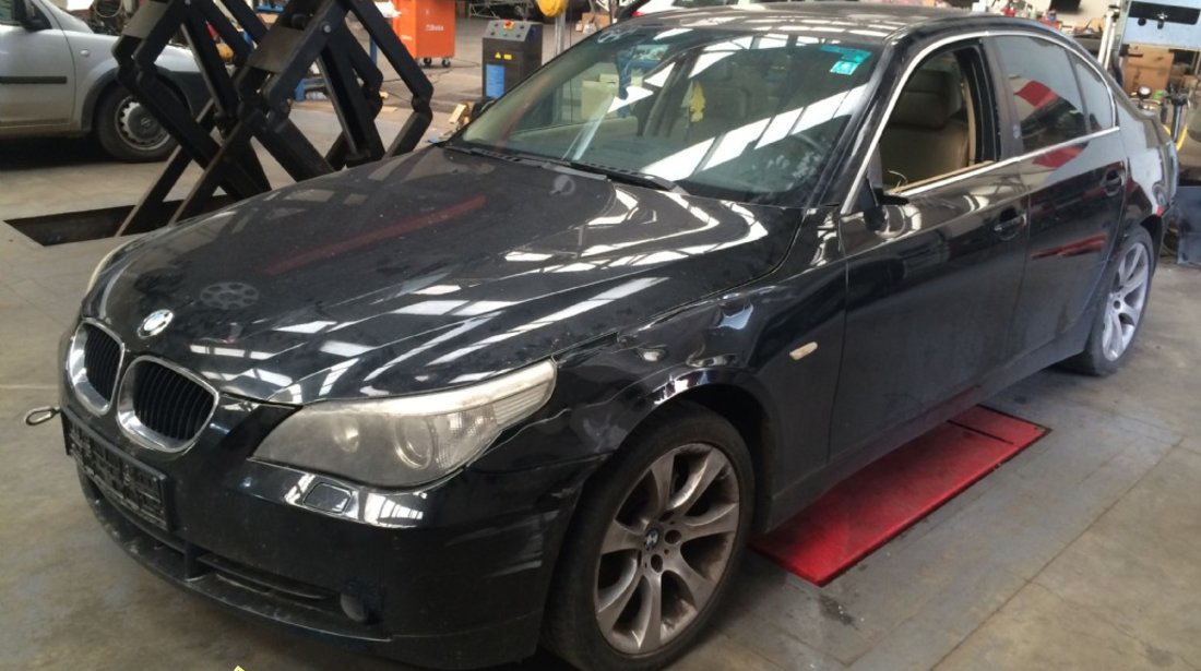 BMW 530d an 2004 piese din dezmembrare