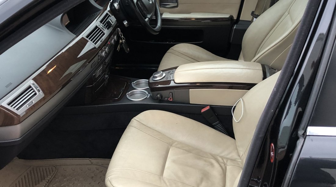 BMW 730 3.0 2007