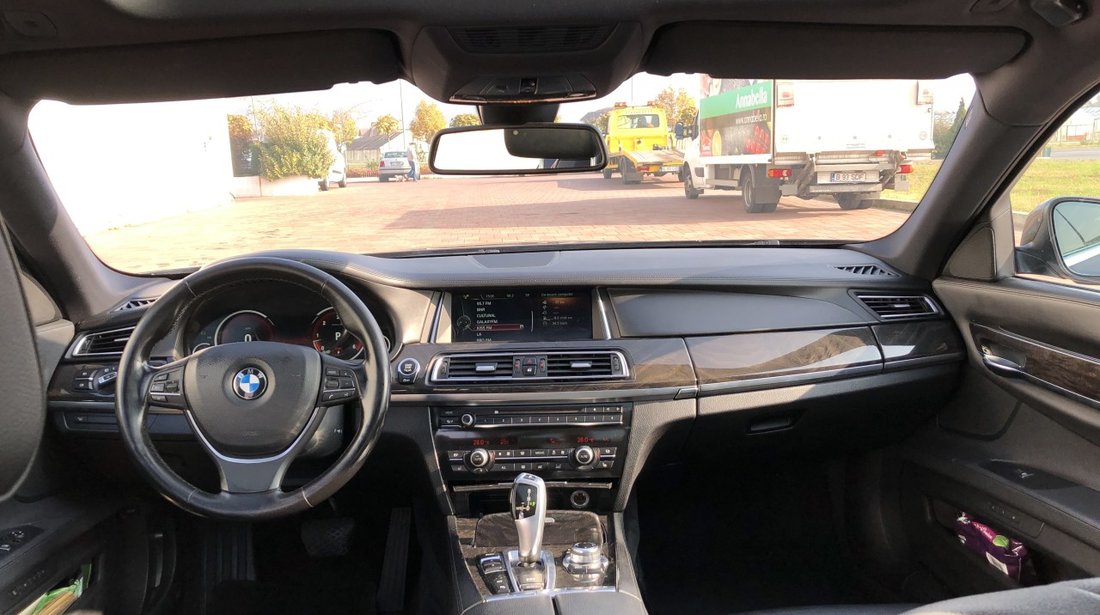 BMW 730 3.0D 2013