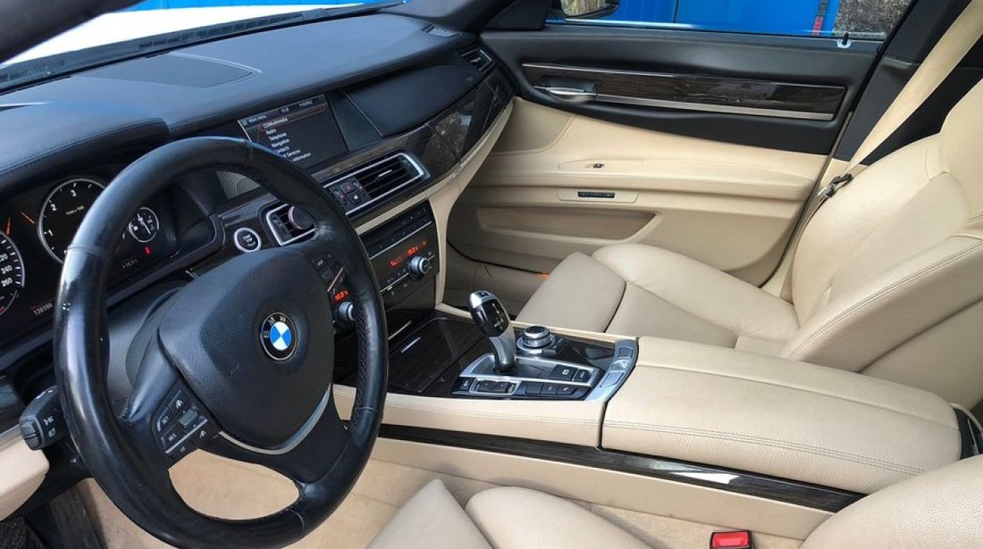 BMW 730 730da 245 2009