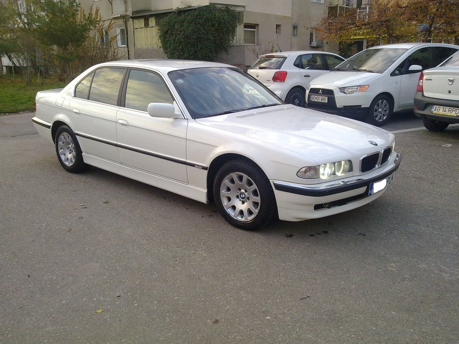 BMW 730 E 38