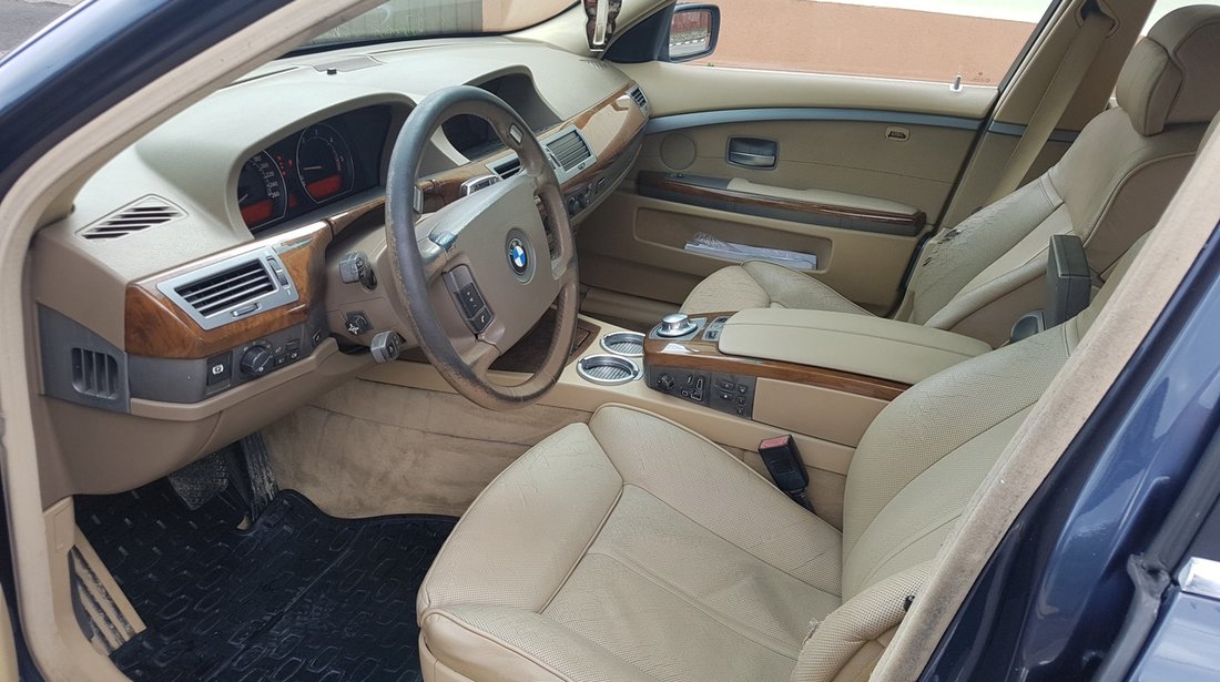 BMW 730 E65 2003